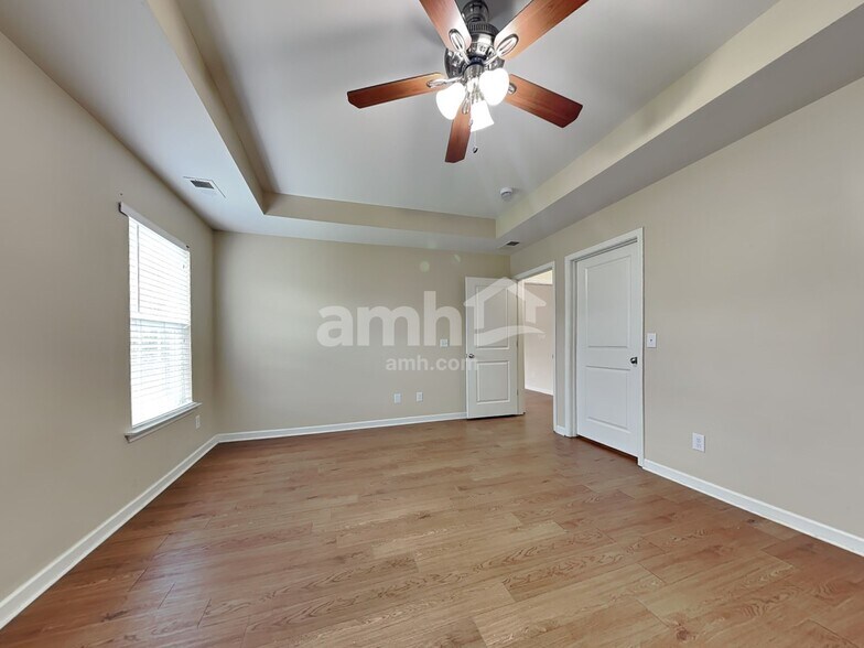 Building Photo - 42 Sand Valley Ct