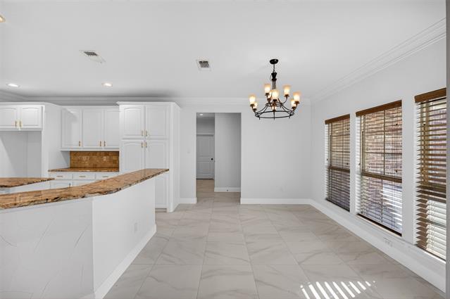 Building Photo - 4405 Wolf Ct