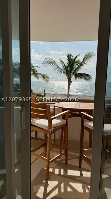 Building Photo - 15645 Collins Ave