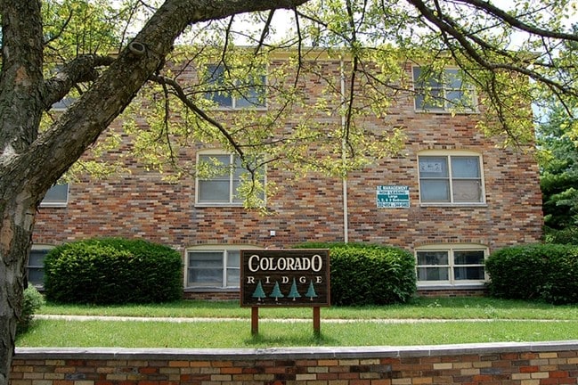 Primary Photo - Colorado Hills