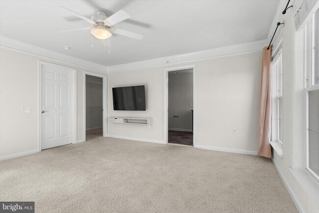 Building Photo - 3073 Rittenhouse Cir