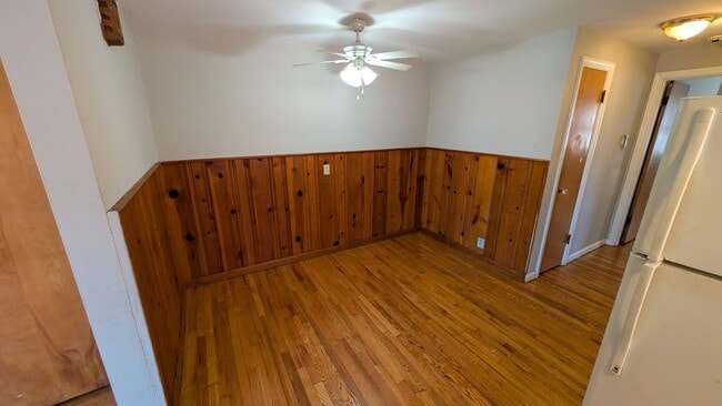 Building Photo - 5855 Monfort Hills Ave