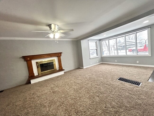 Building Photo - 2941 S 10th St