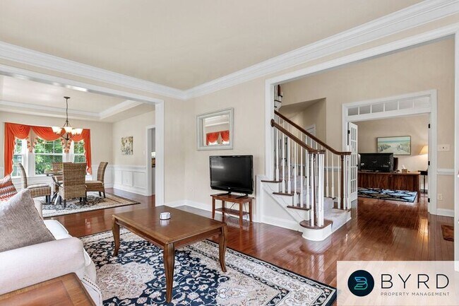 Building Photo - 6018 Red Setter Ln
