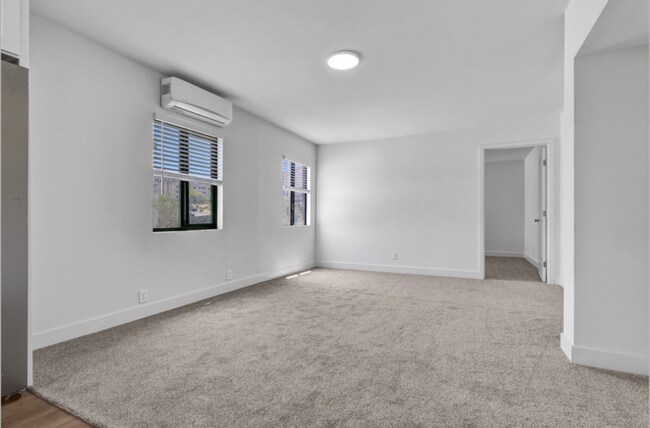 Building Photo - 2627 San Marino St