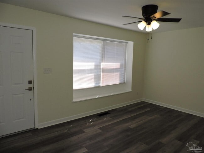 Building Photo - 3485 Rothschild Dr