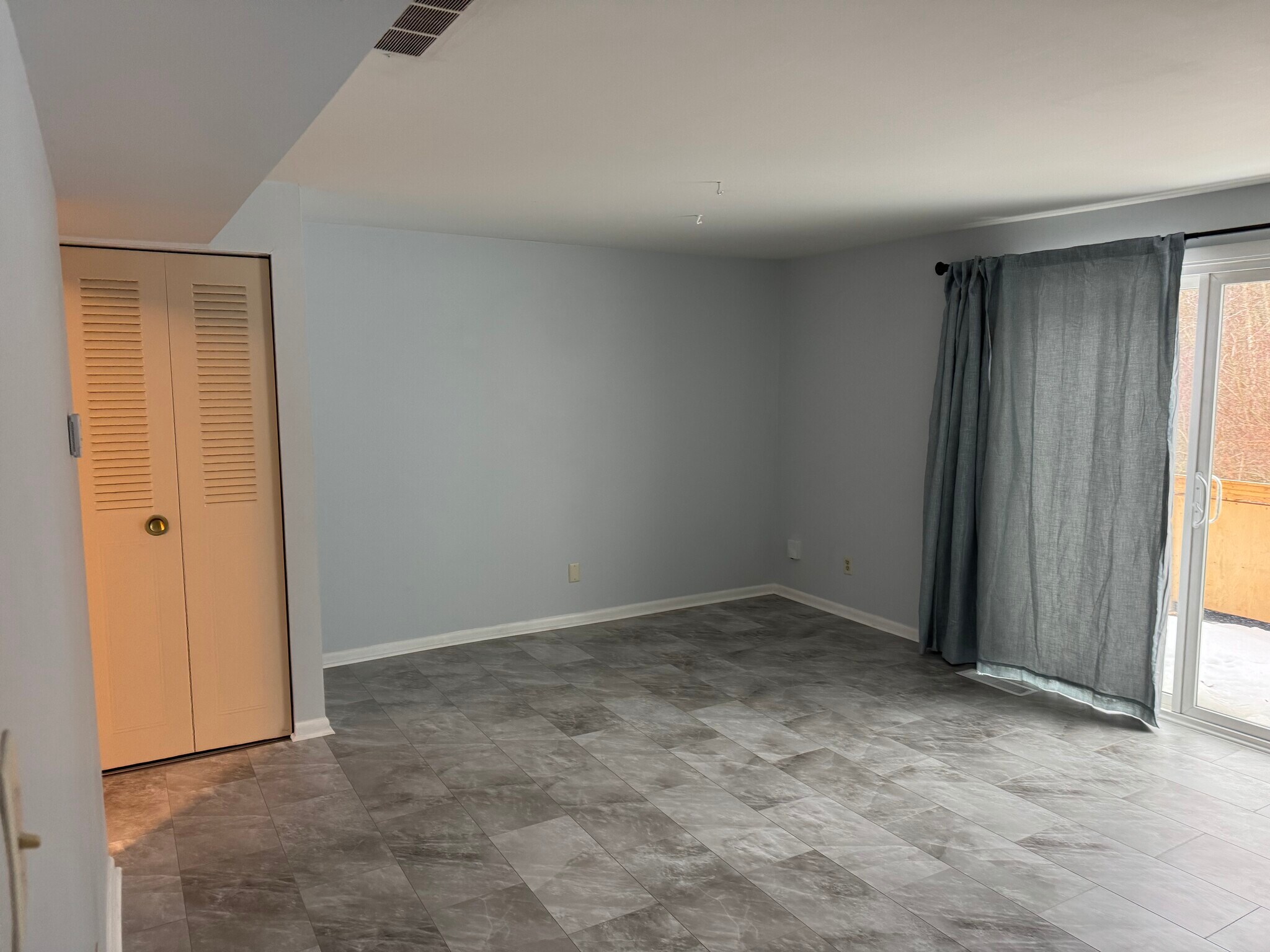 Building Photo - 1702 Rosemont Rd SW