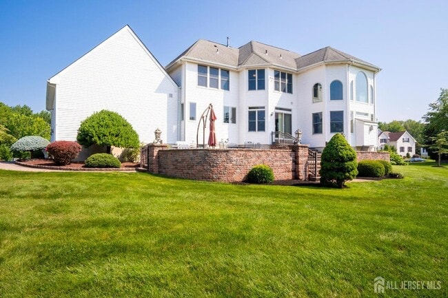 Building Photo - 19 Meadowlark Dr