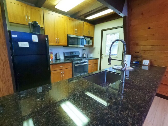 Building Photo - Winter Lease - Less than half a mile to Burnt Cedar Beach, Restaurants and Grocery!!