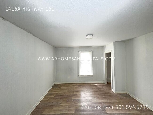 Building Photo - 1416 AR-161