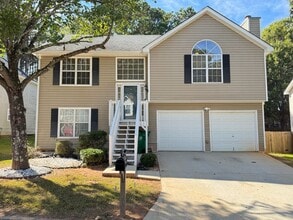 Building Photo - Beautiful 3 Bedroom 2 Bath Home Close to I-20.