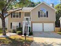 Building Photo - Beautiful 3 Bedroom 2 Bath Home Close to I...