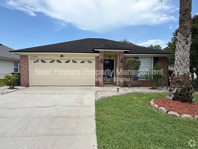 Building Photo - 11201 Wandering Oaks Dr