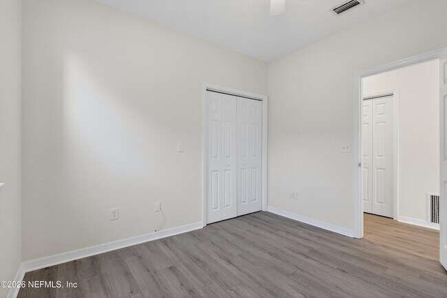 Building Photo - 430 Marsh Point Cir