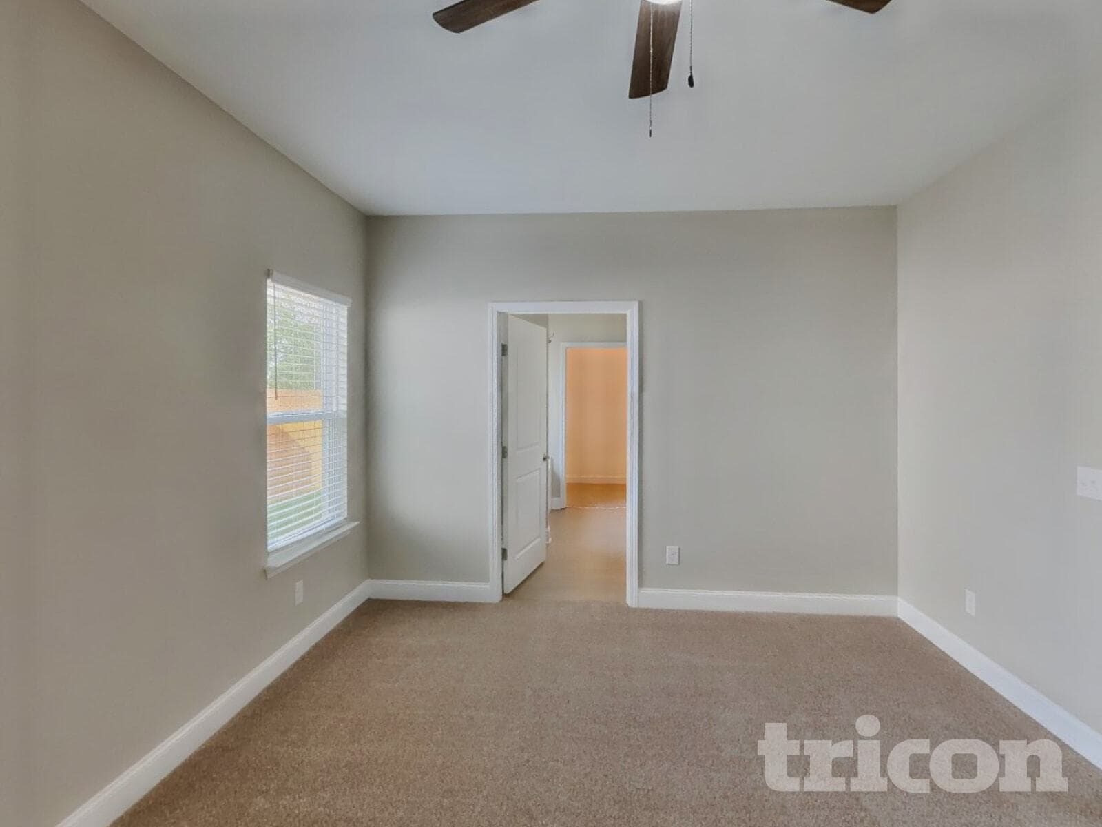 Building Photo - 1372 Wentworth Dr