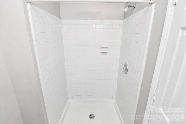 Building Photo - 6146 Meadow Rose Ln