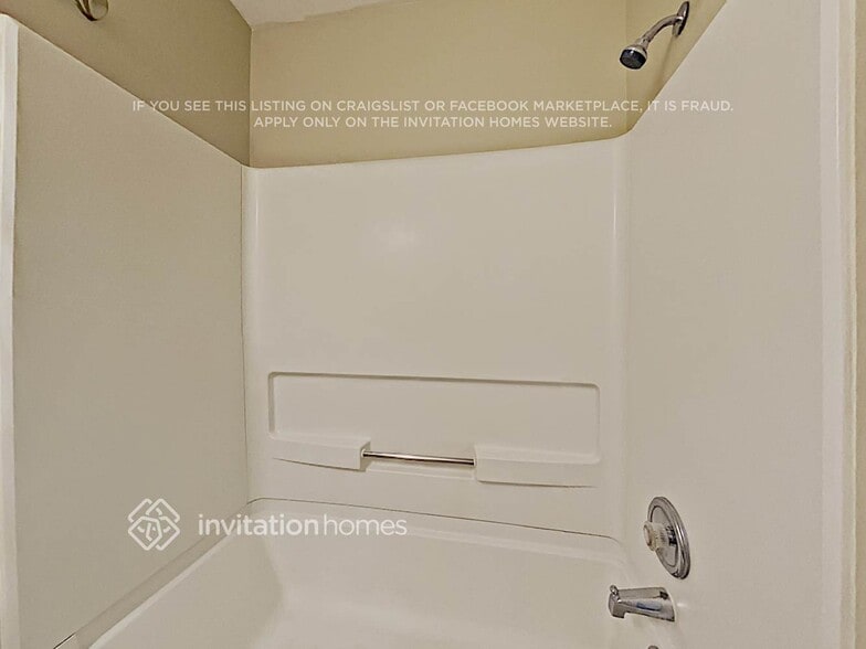 Building Photo - 6480 Snow Bird Ln