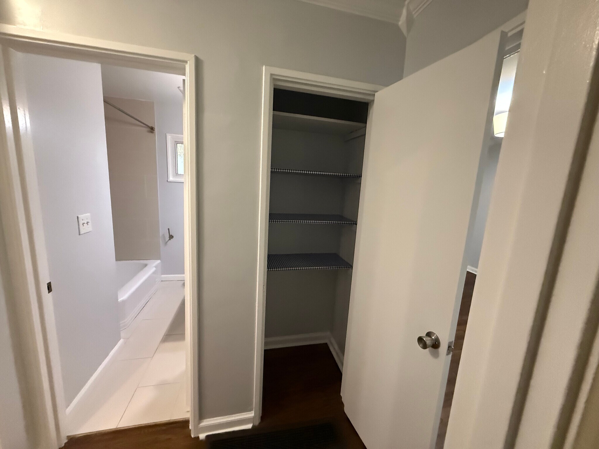 Hallway with pantry - 430 Wimbledon Road Northeast