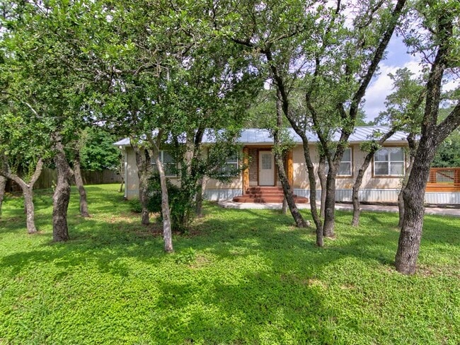Building Photo - 1600 San Juan Dr