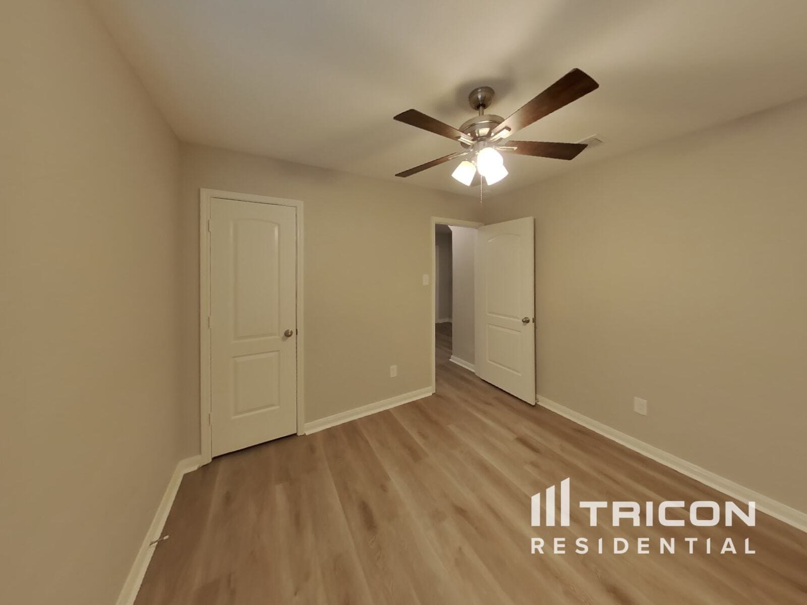 Building Photo - 1419 Coltview Pl