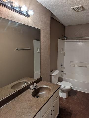 Building Photo - 700 Flamingo Dr