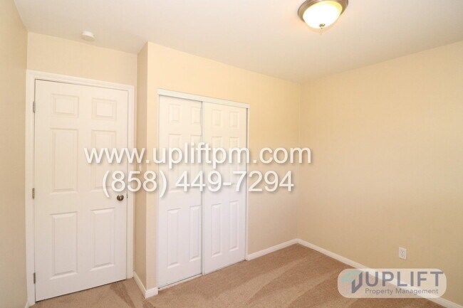 Building Photo - 444 Foussat Rd