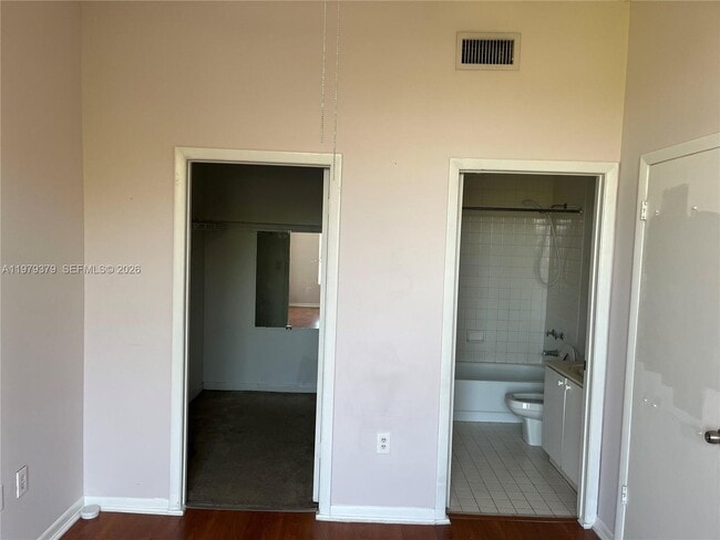 Building Photo - 7420 W 20th Ave