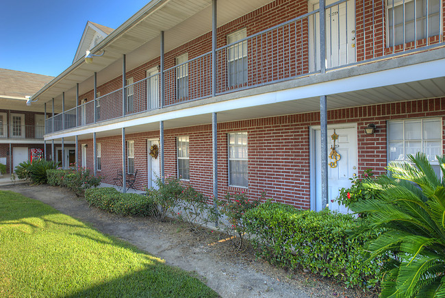 Building Photo - Spurlock North Apartments