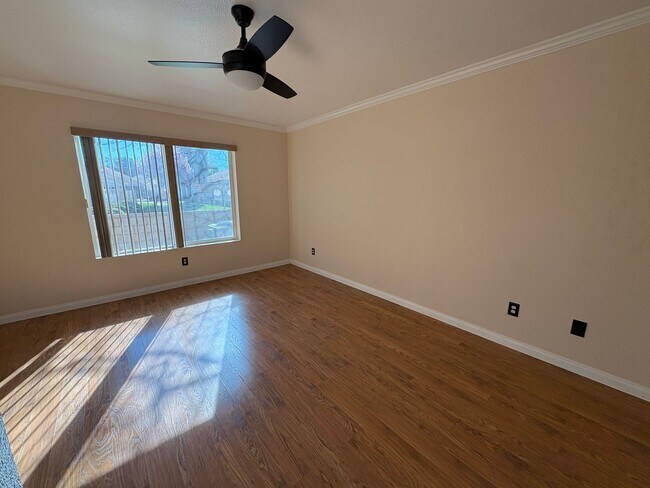 Building Photo - COMING SOON! 55 Community Condo no shared walls