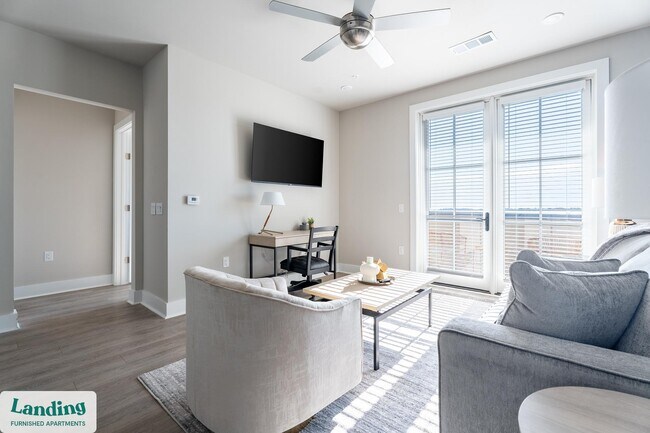 Building Photo - 300 E Broad St