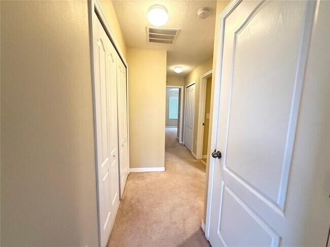 Building Photo - 11064 Savannah Landing Cir