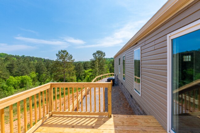 Building Photo - 672 Ridge Rd