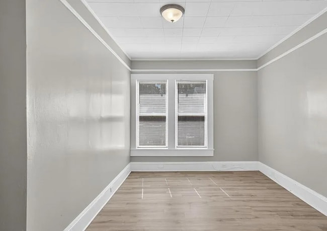 Building Photo - 5518 Alta St