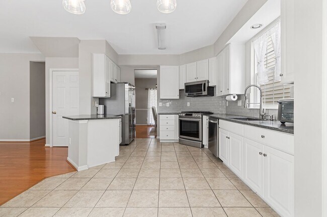 Building Photo - 19028 Noble Oak Dr