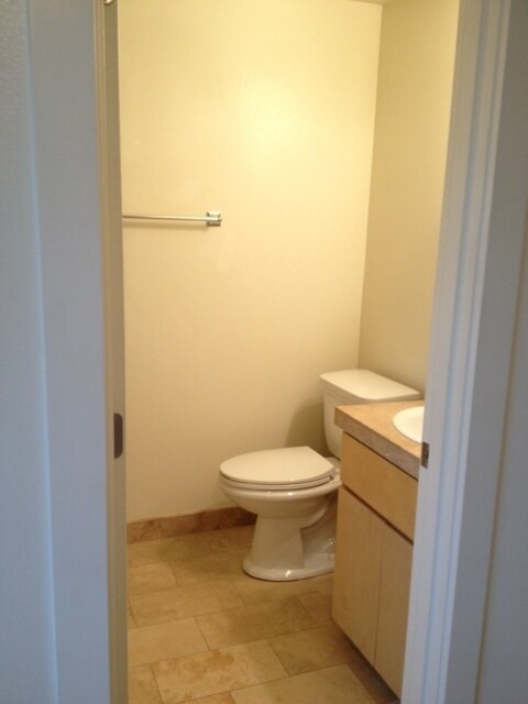 Building Photo - Remodel 1br Fireplace Hardwoods-Great ligh...