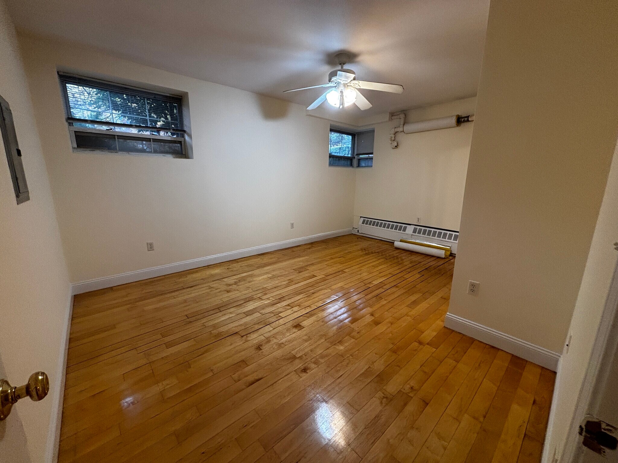 Building Photo - 15 Fairbanks St