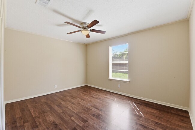 Building Photo - 9052 Zapata Way