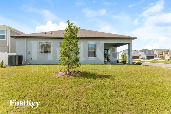 Building Photo - 4526 Birdsong Dr