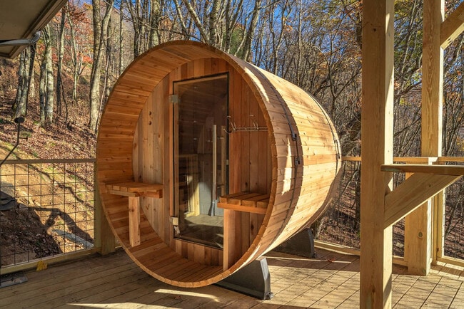 Building Photo - 585 Granny Lewis Ln