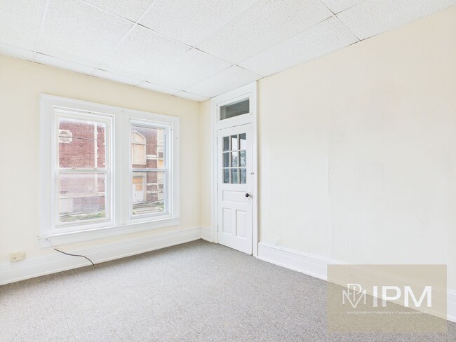 Building Photo - 595 Madison Ave