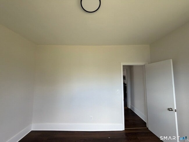 Building Photo - 316 W Main St