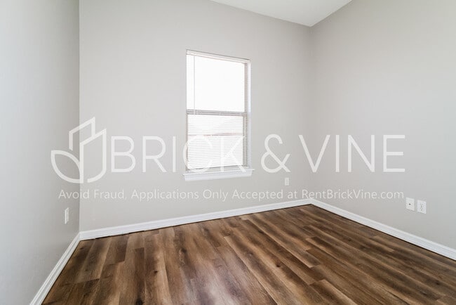 Building Photo - 2229 NW 157th Ter