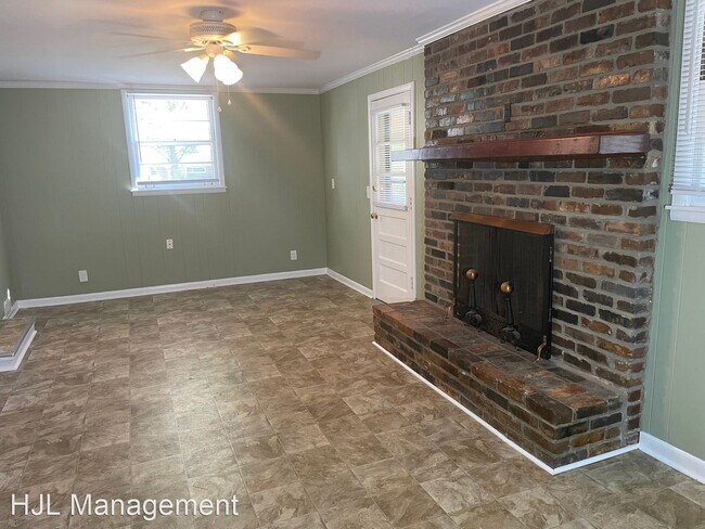 Building Photo - 3 br, 2 bath House - 106 Graeme Drive