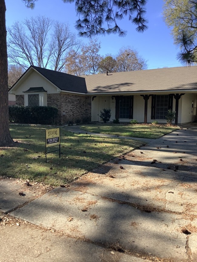 ***BROADMOOR TERRACE**** 5906 St Shreveport LA 71105