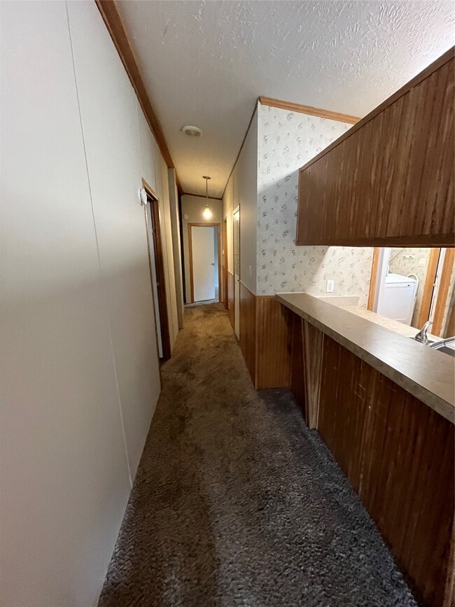 Building Photo - 7002 Forest Mdw