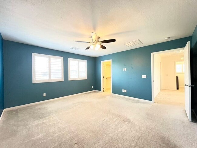 Building Photo - Well-maintained 4-bedroom, 3-bath home in a desirable gated community