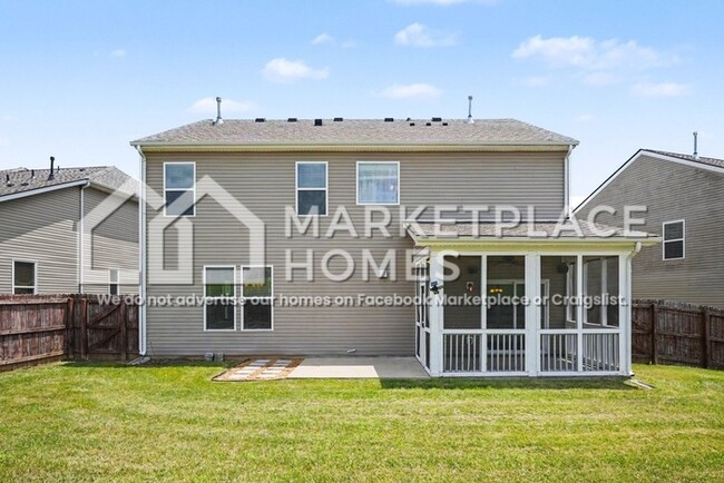 Building Photo - 2532 River Trail Dr