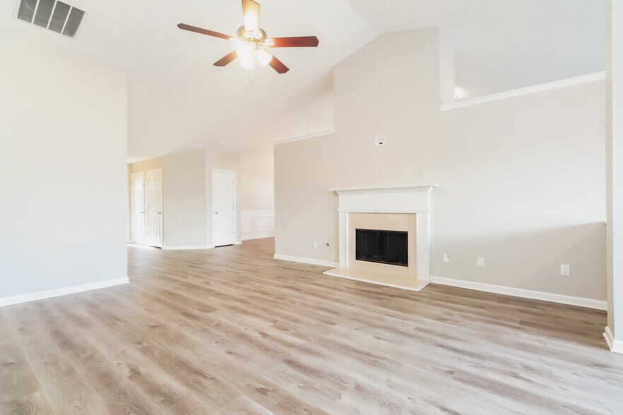 Building Photo - 1016 Harbor View Ln