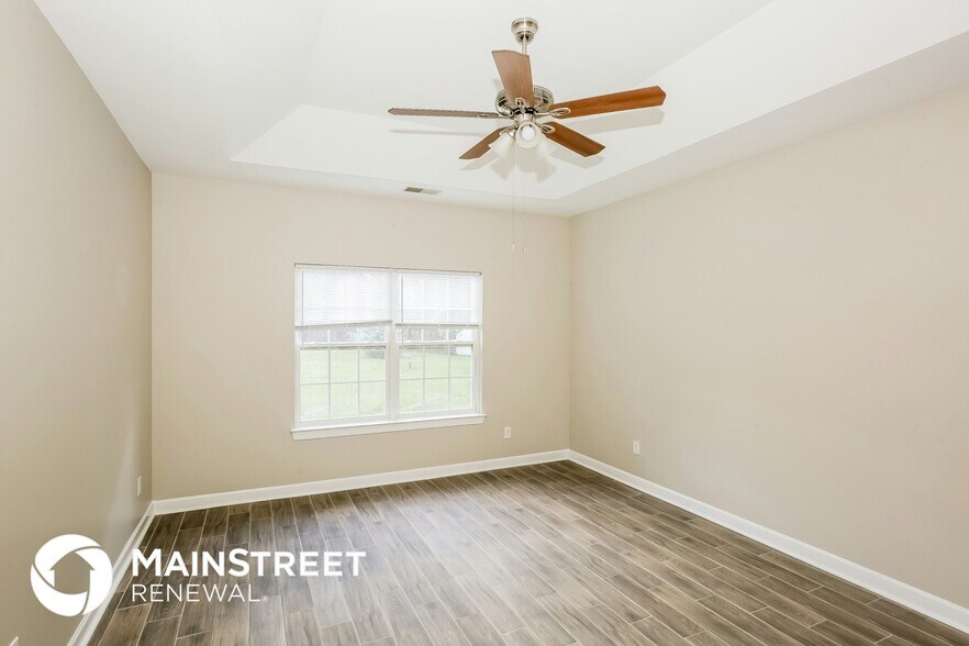 Building Photo - 505 Meredith Court