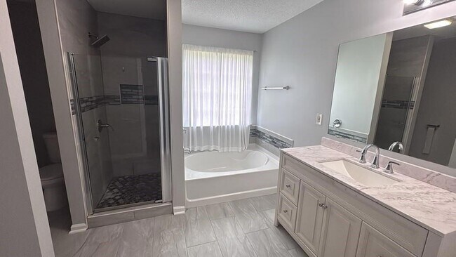 Building Photo - 387 Weatherstone Pl
